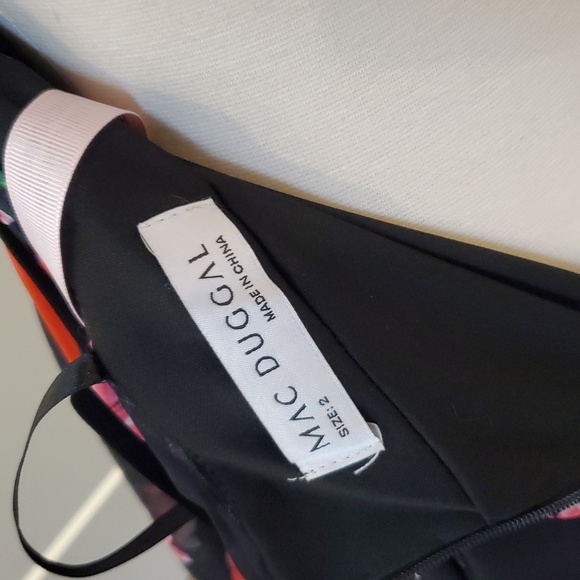 Mac Duggal Black/ Pink high low Floral tiered  Gown Size 2 new with tag - Picture 9 of 12